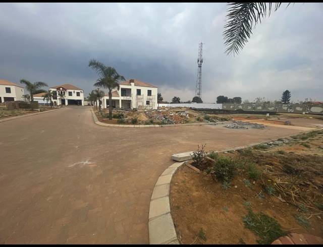 LAND FOR SALE IN KLIPPOORTJIE